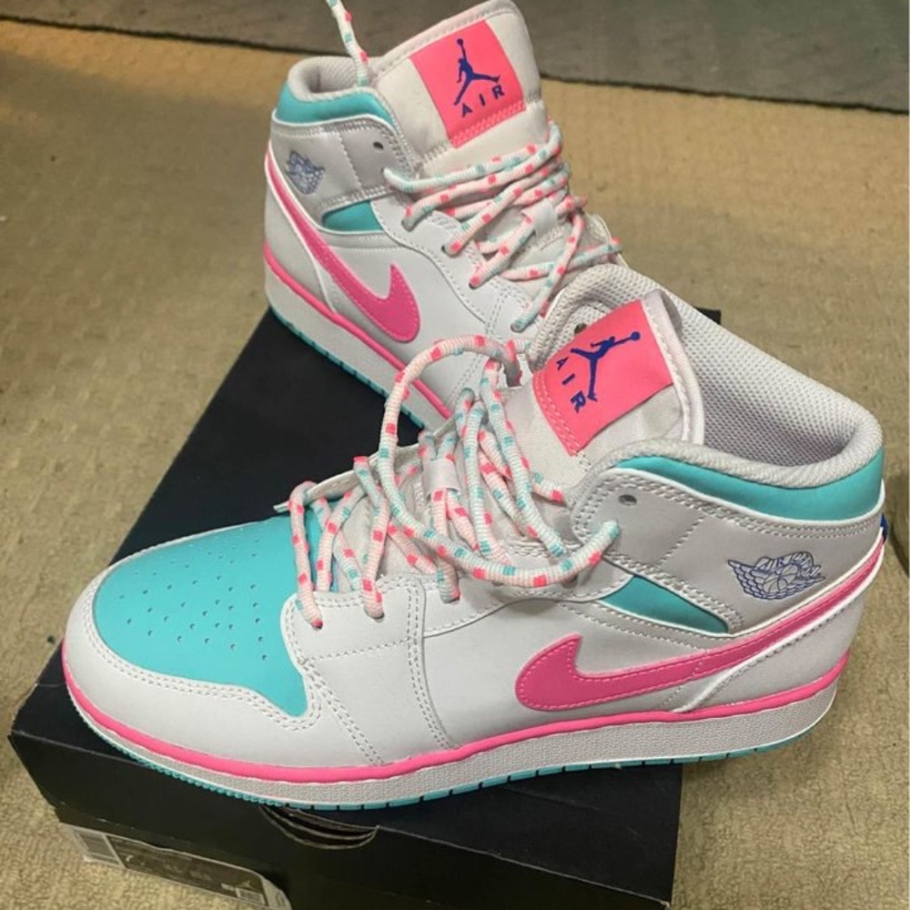 air jordan 1 mid white/digital pink